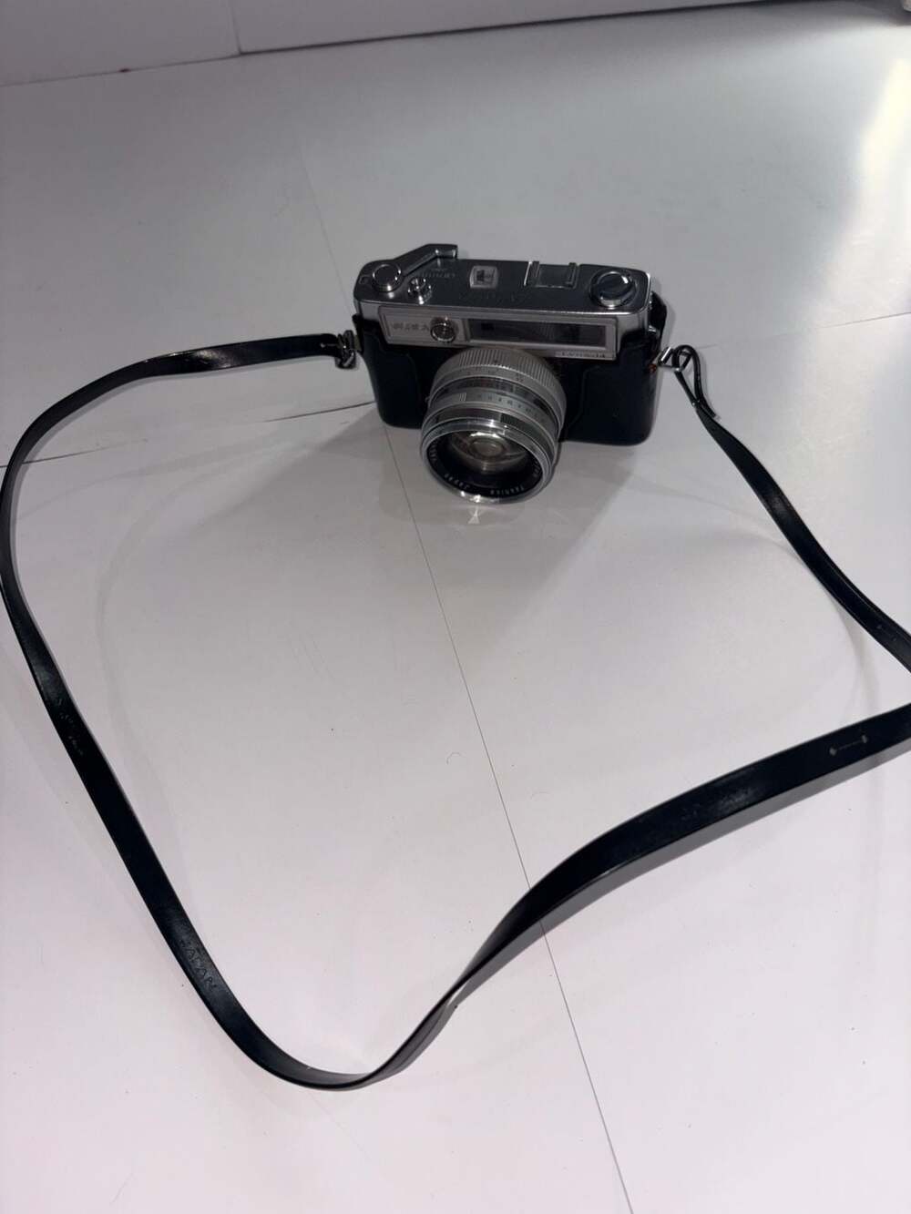 Vintage Yashica Lynx-14 35mm Rangefinder Film Camera